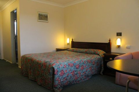 Colonial Motor Inn - Lithgow - New Castle Holiday 8