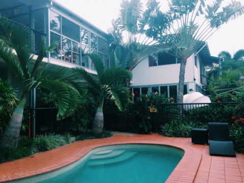 Childers Oasis Motel - New Castle Holiday 1