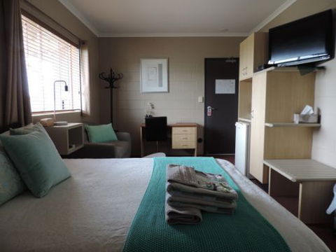 Childers Oasis Motel - New Castle Holiday 2