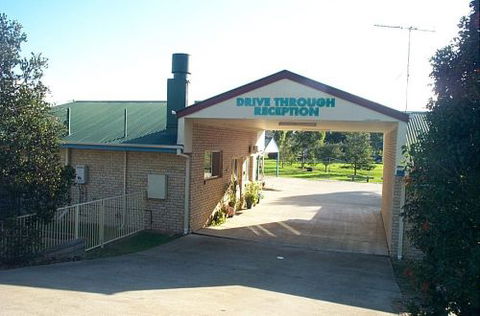 Kilcoy Gardens Motor Inn - New Castle Holiday 2