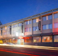 Paragon Sandor's On The Park - New Castle Holiday