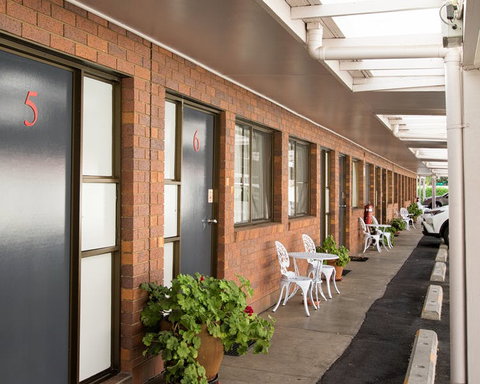 Country Pathfinder Motor Inn - New Castle Holiday 2