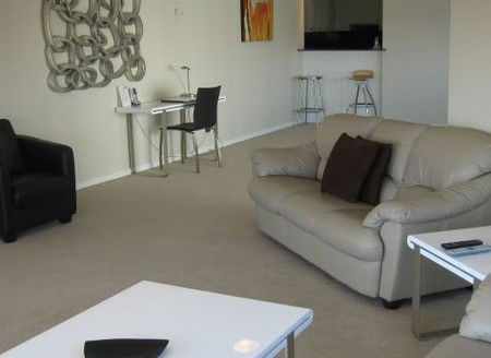 Kirribilli Village Apartments - New Castle Holiday 3