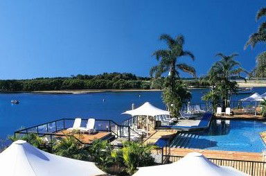 Quality Resort Sails - New Castle Holiday 0