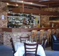 Deer Park Motor Inn - New Castle Holiday