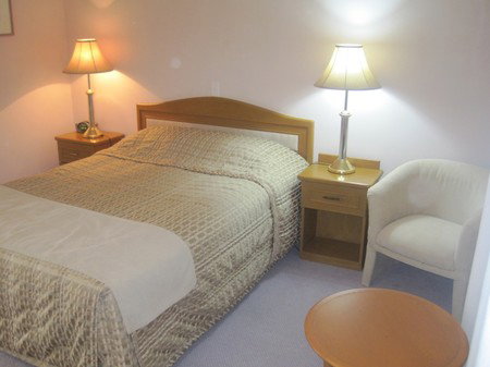 Cowabbie ACT New Castle Holiday