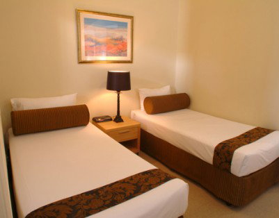 Quest On Story Bridge - New Castle Holiday 0