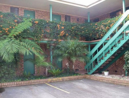 Sussex Inlet Motel - New Castle Holiday 1
