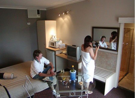Best Western Silver Haven Motor Inn - New Castle Holiday 1