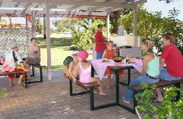 Tuncurry Sunset Motel - New Castle Holiday 1