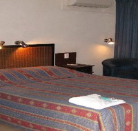 Endeavour Inn Emu Park - New Castle Holiday