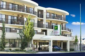 Quest Mont Albert - New Castle Holiday 2