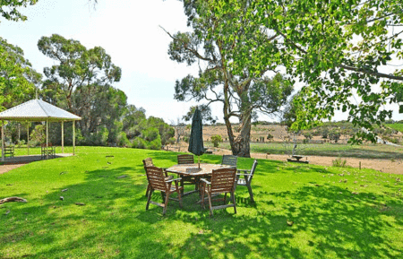 Currency Creek Winery - thumb 1