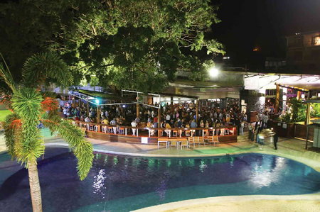 Gilligan's Backpackers Hotel And Resort - New Castle Holiday 0