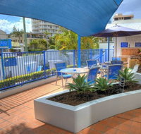 Surfers Beach Resort One - New Castle Holiday