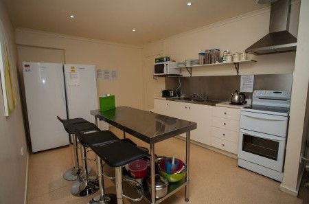 Millies Guesthouse & Serviced Apartments - New Castle Holiday 3