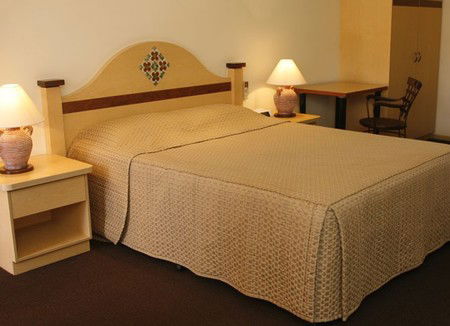 Villa Mirasol Boutique Motel - New Castle Holiday 3
