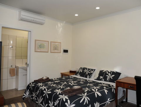 Norwood House Motel & Reception Centre - New Castle Holiday 3