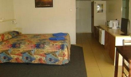 Airport Motel Alice Springs - New Castle Holiday 1