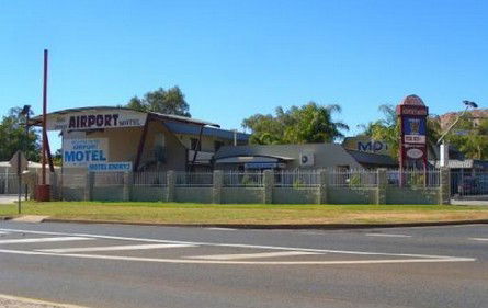 Airport Motel Alice Springs - New Castle Holiday 2
