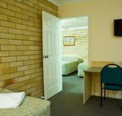 Starlight Motor Inn - New Castle Holiday