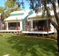 Footprints Preston Beach - New Castle Holiday