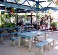 Kinnon amp Co Outback Lodges  - New Castle Holiday