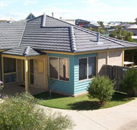 Surfcoast Cottages - New Castle Holiday