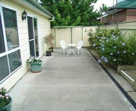Elandra - New Castle Holiday 0