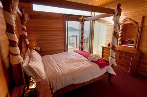 Captains Cabin - New Castle Holiday 7