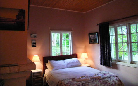 VARUNA - New Castle Holiday 5