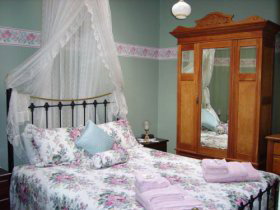 Bridge Cottages - New Castle Holiday 0