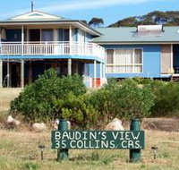 Baudin's View Guest House - New Castle Holiday