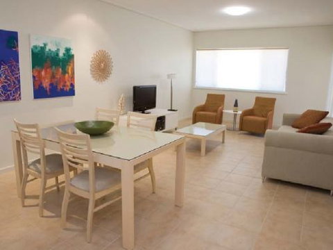 Geraldton Serviced Apartments - New Castle Holiday 4