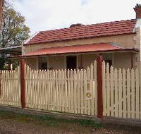 Getaway Cottage - New Castle Holiday