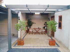 Mcintyre Cottage B&b - New Castle Holiday 0