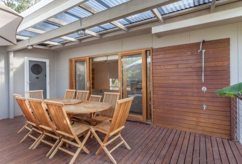 Amour Eva Retreats  - New Castle Holiday 5