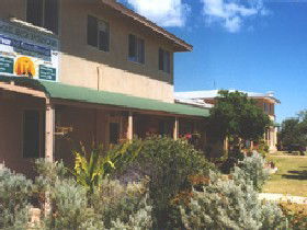 Cervantes Lodge - Pinnacles Beach Backpackers - New Castle Holiday 0