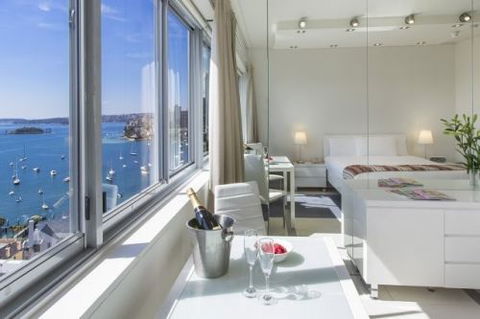 Macleay Hotel And Serviced Apartments - Sydney Accommodation - New Castle Holiday 1