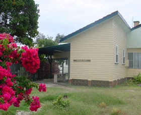Beach House - New Castle Holiday 0