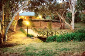 Battunga Bed & Breakfast - New Castle Holiday 0