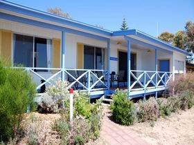 Freshwater Bay Holiday House - New Castle Holiday 0