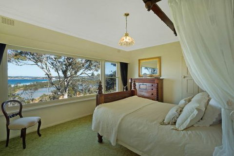 Char Ree Leera - New Castle Holiday 3