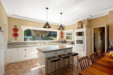 Char Ree Leera - New Castle Holiday 8