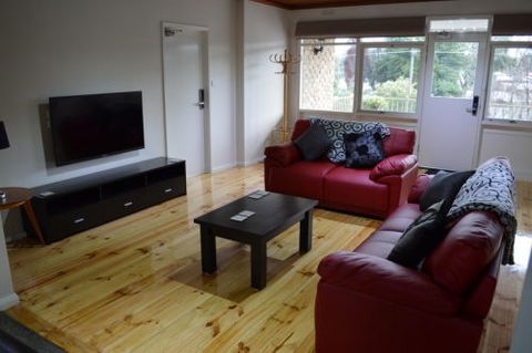 Burns View Bendigo Accommodation - New Castle Holiday 0