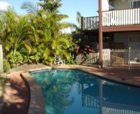 Apartment 2 Mullumbimbi Street Accommodation - New Castle Holiday 1