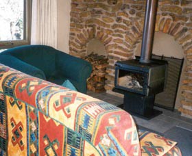 Kinie-ger Bush Cabins - New Castle Holiday 0