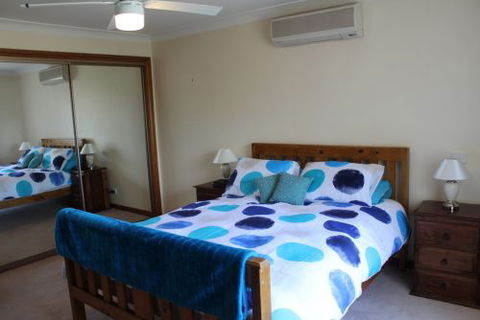 Tomakin Beach House - New Castle Holiday 3