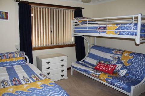 Tomakin Beach House - New Castle Holiday 4