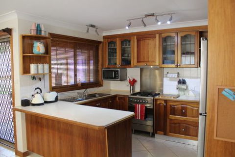 Tomakin Beach House - New Castle Holiday 9